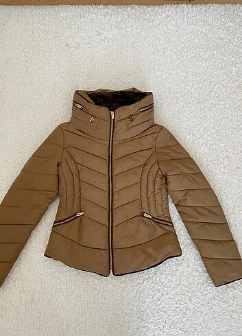 Zara şişme mont 