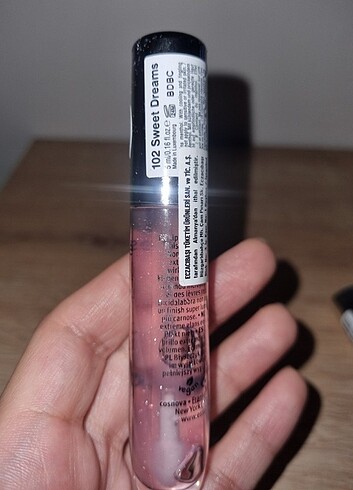 Essence Essence lip gloss sweet dreams ve sparkling purple