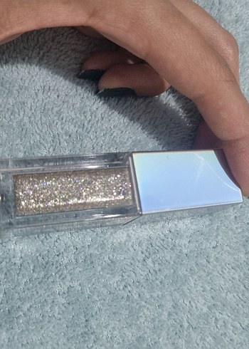 7days B.Colour glitter far