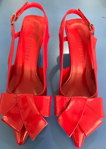 Diğer Kırmızı Tokalı Blok Topuklu Stiletto