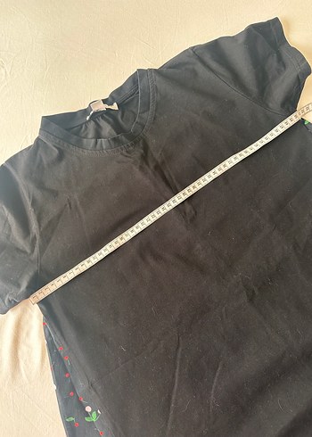 Desenli Arkası Düğmeli Siyah Hamile Tişörtü - Görsel 3