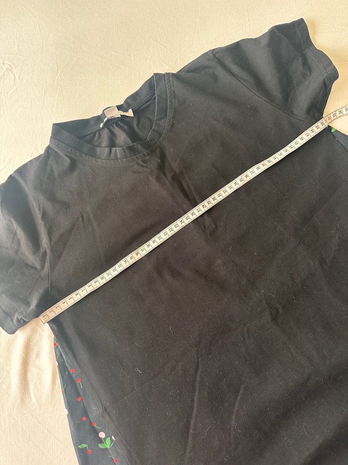 Desenli Arkası Düğmeli Siyah Hamile Tişörtü - Görsel 3