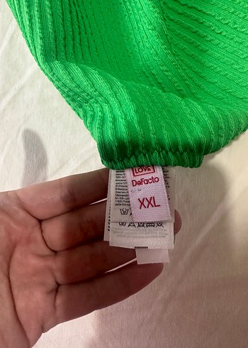 Yeşil Düz Sırtı Açık Kadın Mayo - Görsel 3