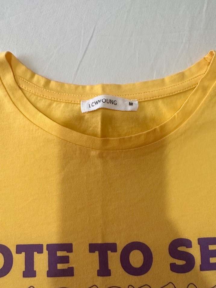 Sarı Kadın Kısa Kollu Baskılı Tişört - Görsel 2