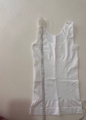 Beyaz Kolsuz Basic Kadın korse Atlet - Görsel 3