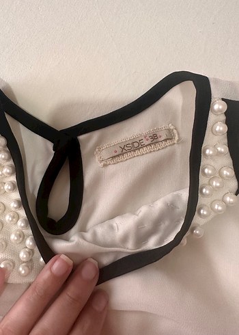 Kolsuz, Yaka Detaylı Midi Elbise - Görsel 2