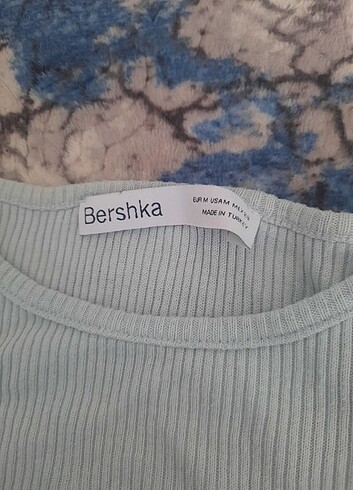 m Beden turkuaz Renk Bershka crop