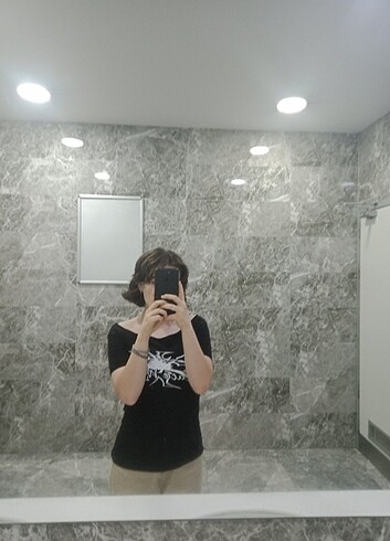 Omzu açık tam boy gothic bluz