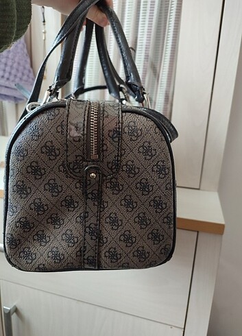 Guess Guess Antrasit Çanta
