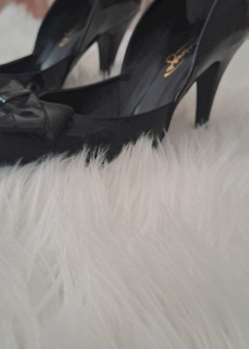 36 Beden Klasik Siyah Yılan Desenli Stiletto