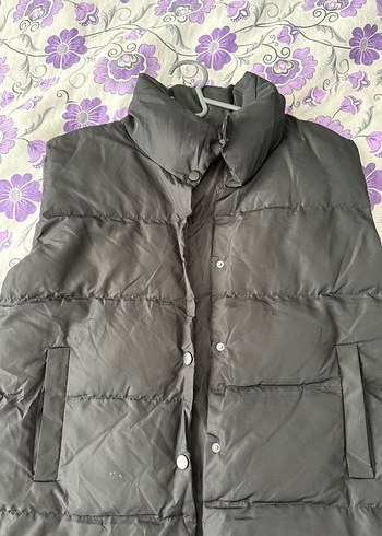 40 Beden Düğmeli Siyah Yelek