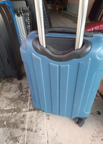 Beden Mavi Erkek Bavulu, Tokalı, Minimalist