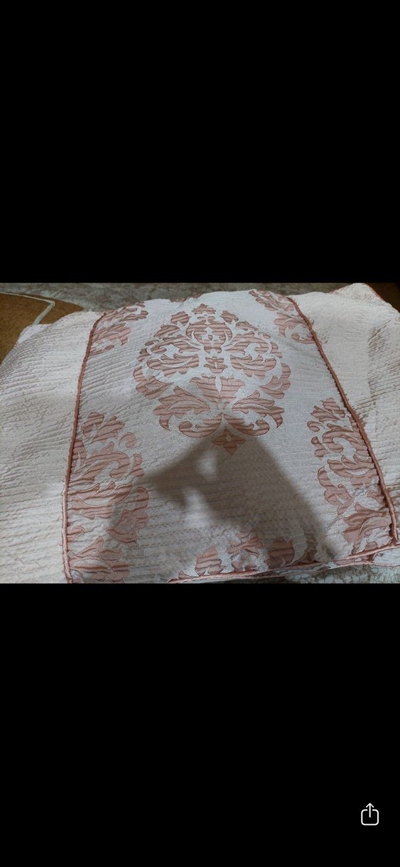Nakışlı Pembe Yatak Örtüsü - Görsel 5