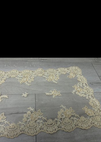 Sarı nakışlı tüner - Görsel 2