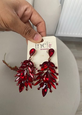 Accessorize Kırmızı Taşlı Parlak Taç