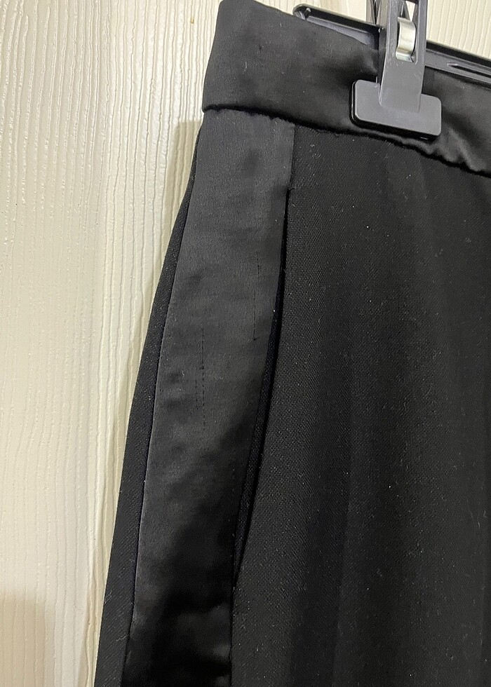 Mango saten şeritli klasik pantolon - Görsel 2