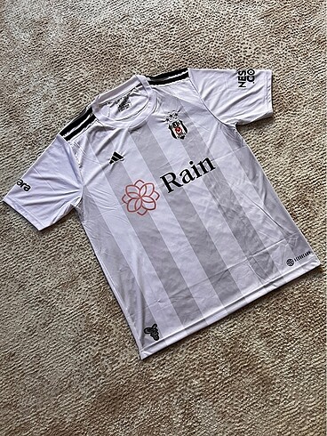 Beşiktaş 2023/24 Beyaz Forma