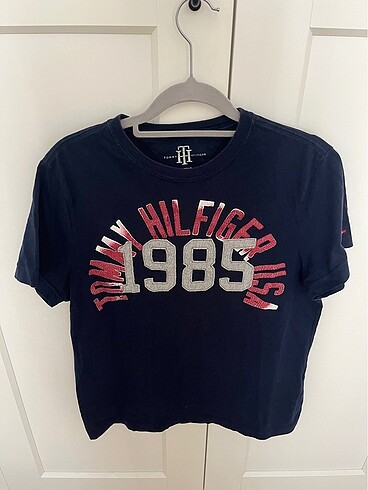 Tommy hilfiger tshirt
