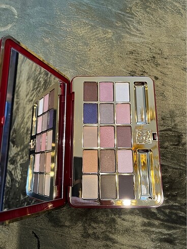 Estee Lauder Estee Lauder zengin far paleti, sıfır ürün.
