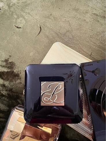 Beden Estee Lauder far paleti..
