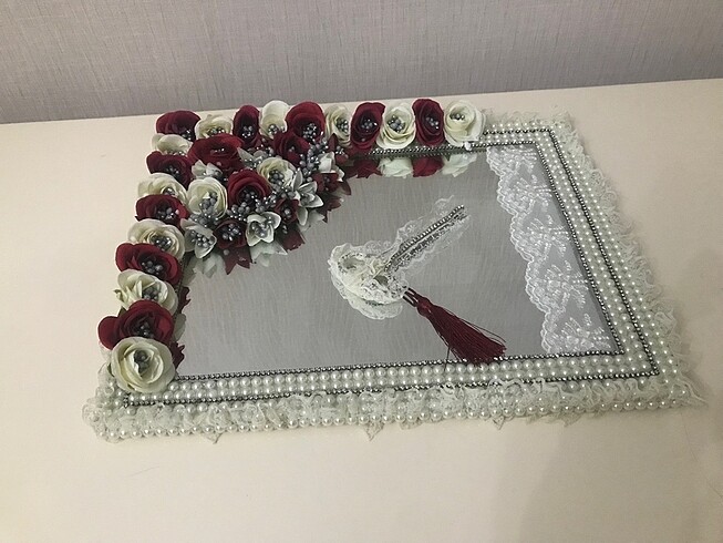 Nişan tepsisi