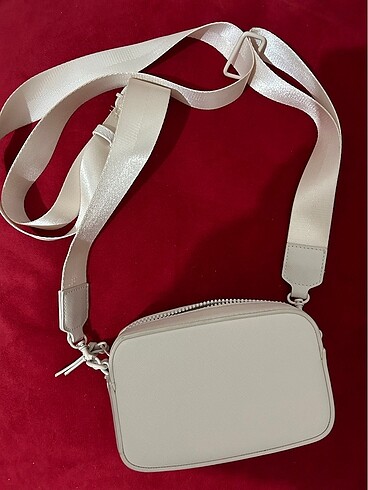 Stradivarius çanta