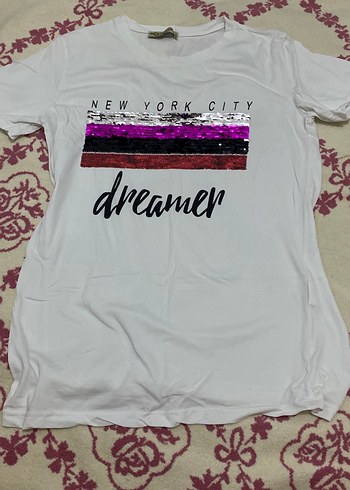 Beyaz Payetli Dreamer Baskılı Tişört