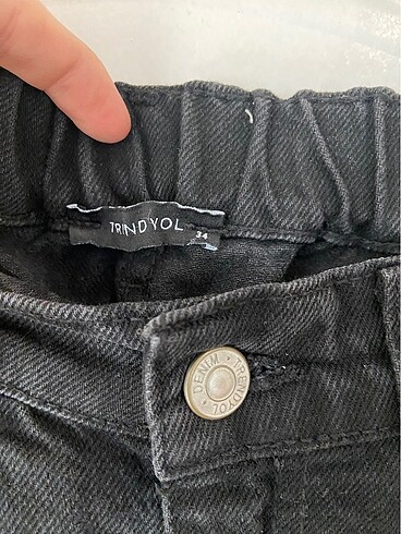 34 Beden Beli lastikli eskitme siyah kot