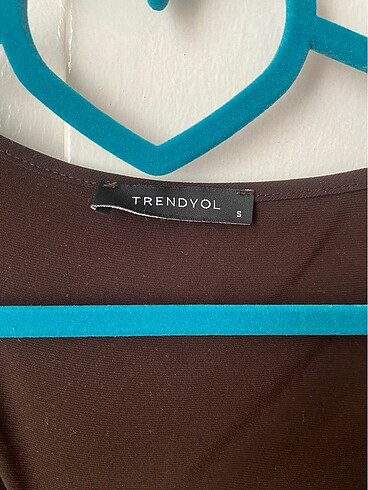 Trendyol & Milla Kahverengi şık dar body bluz