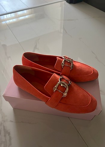 Zara Turuncu Süet Tokalı Loafer Blok Topuk