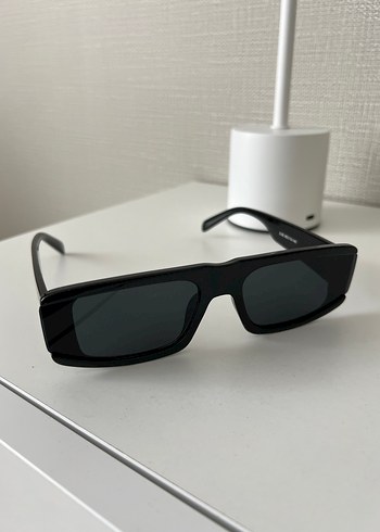 Siyah Minimalist Goth Güneş Gözlüğü