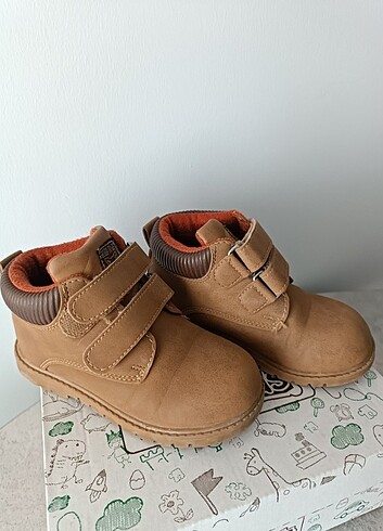 LC Waikiki Erkek çocuk bot