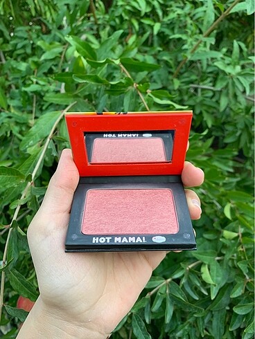 The balm hot mama allık