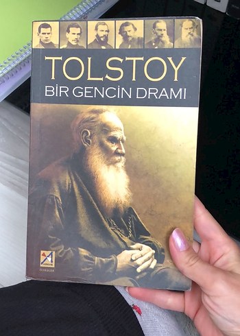 Tolstoy - Bir Gencin Dramı Romanı