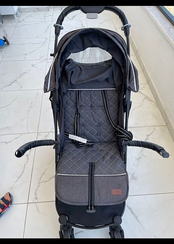 15-36 kg Beden Katlanabilir Siyah-Gri Bebek Arabası kraft