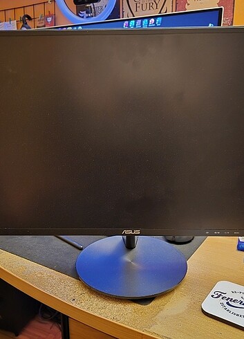 ASUS 23,6