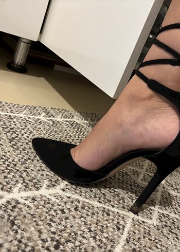 Diğer Siyah Süet Bağcıklı Stiletto Topuklu Ayakkabı