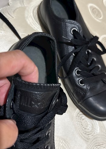 37 Beden siyah Renk Siyah BağcıklıKadın Spor Ayakkabı.Converse orijinaldir