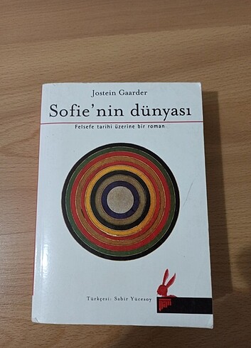 Sofienin dünyası kitabı