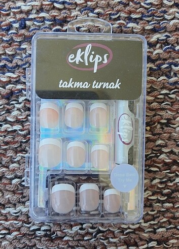 Elips Takma Tırnak