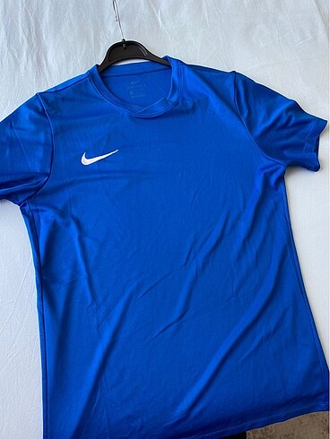 m Beden Orjinal nike tişört