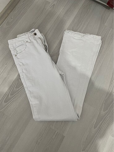 Beyaz Jeans