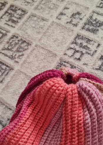 çeşitli örgü şapkalar - Görsel 10