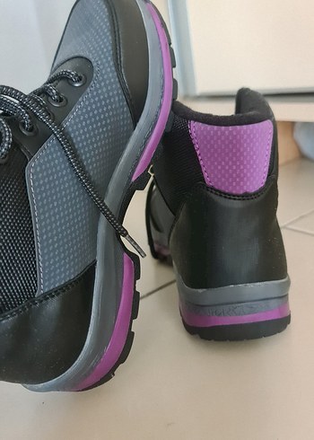 Mor ve Gri Spor Sneakers