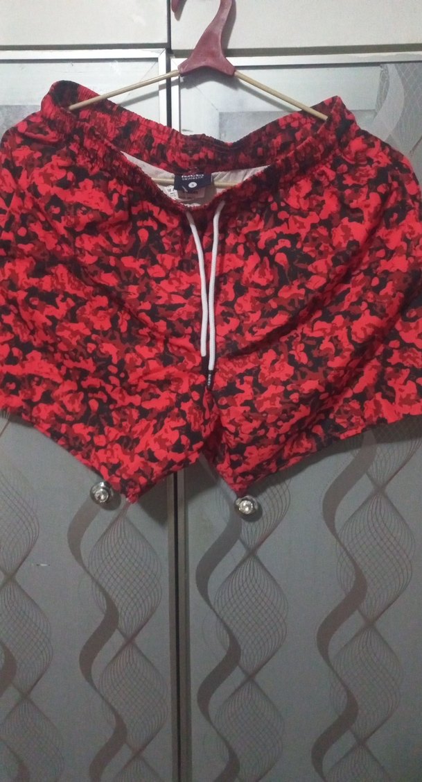 Renkli Tie-Dye Desenli Erkek Mini Şort - Görsel 2