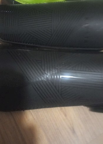 Yeşil ve Siyah Motosiklet Dizlikleri Velcro - Görsel 4