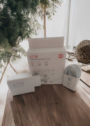 67W Hızlı Şarj Adaptörü + Type-C Kablo