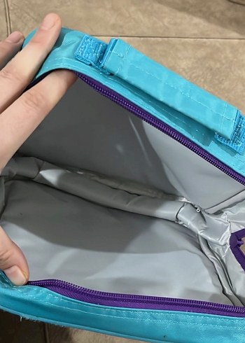 Parlak Mor LOL Sürpriz Çocuk beslenme çantası - Görsel 3