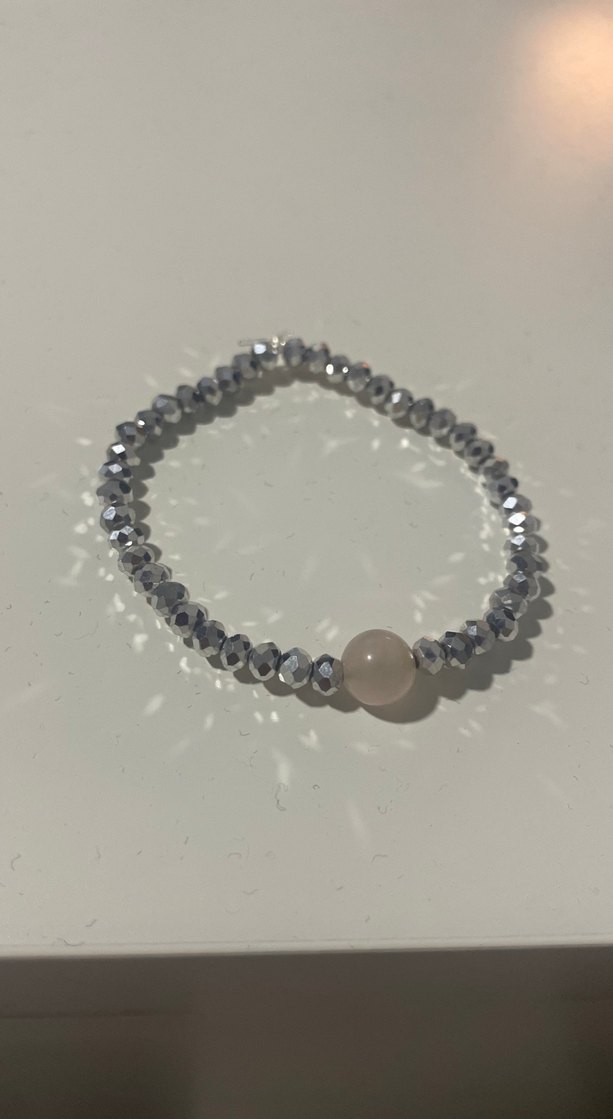 Gri Boncuklu Minimalist Kadın Bileklik - Görsel 2