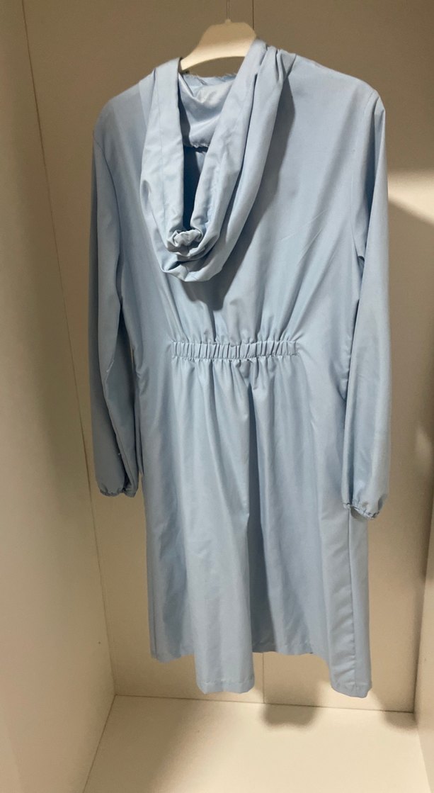 Mavi Kadın Uzun Yağmurluk - Görsel 2